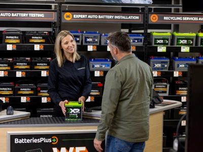 Employee helping a customer