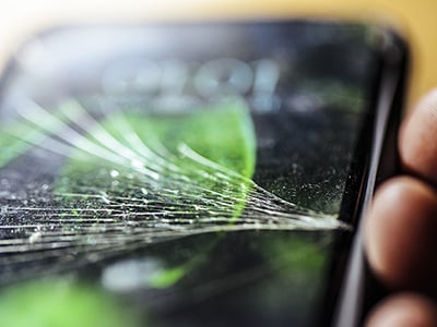 cell phone with cracked screen