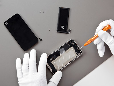 replacing a battery in a cell phone