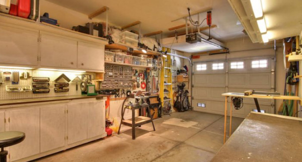 Workshop in a garage
